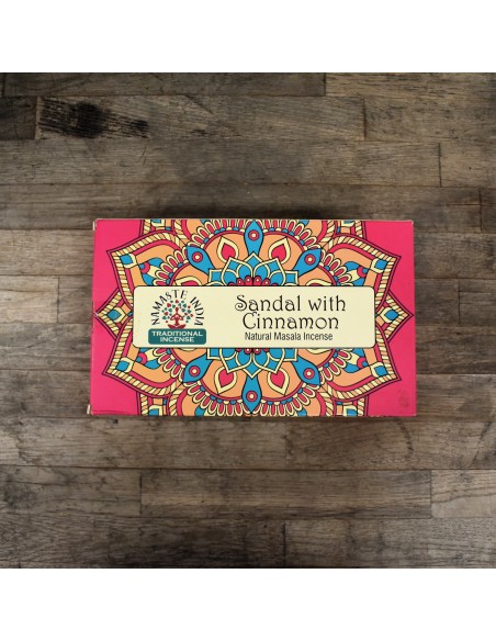 NAMASTE - Incienso Tradicional Sándalo Canela