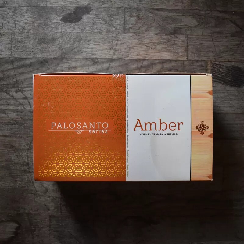 MEGHA - Incienso Palo Santo Ámbar
